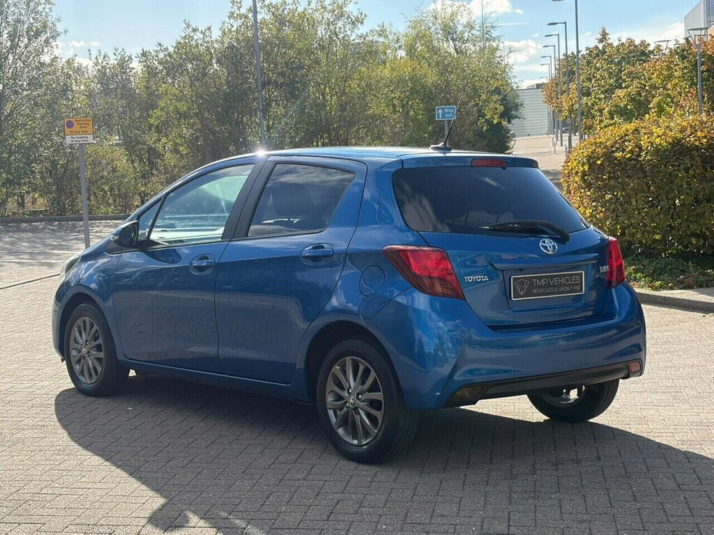 Toyota Yaris 1.4 D-4d Icon Hatchback Euro 6 Blue #5