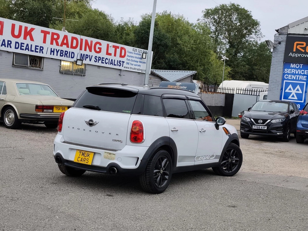 Mini Hatch S 1.6 201111 Crossover 5 Seats White #3