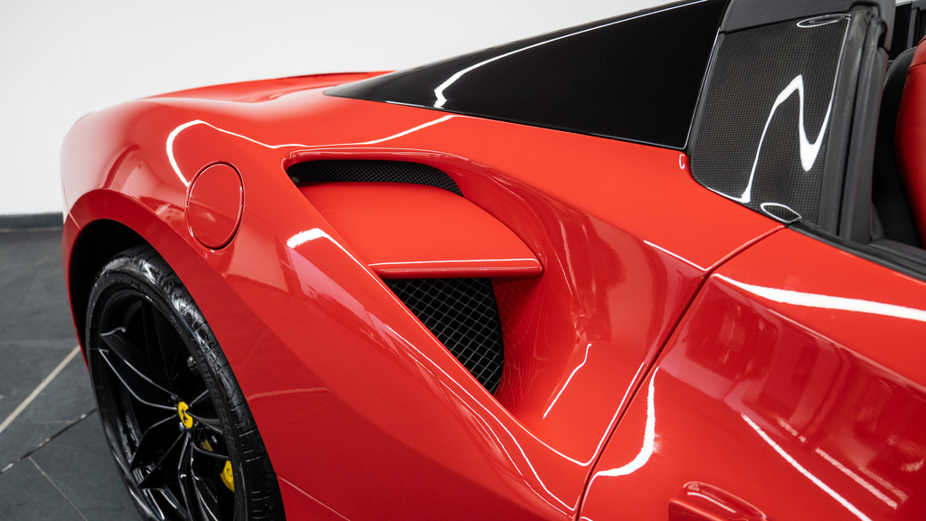 Ferrari 488 488 Pista S-a Red #14