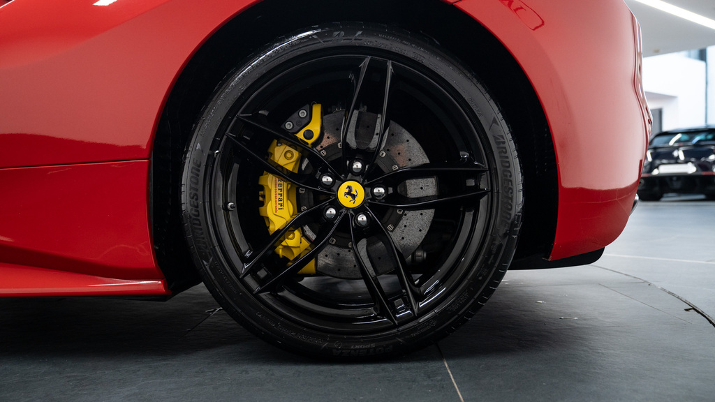 Ferrari 488 488 Pista S-a Red #21