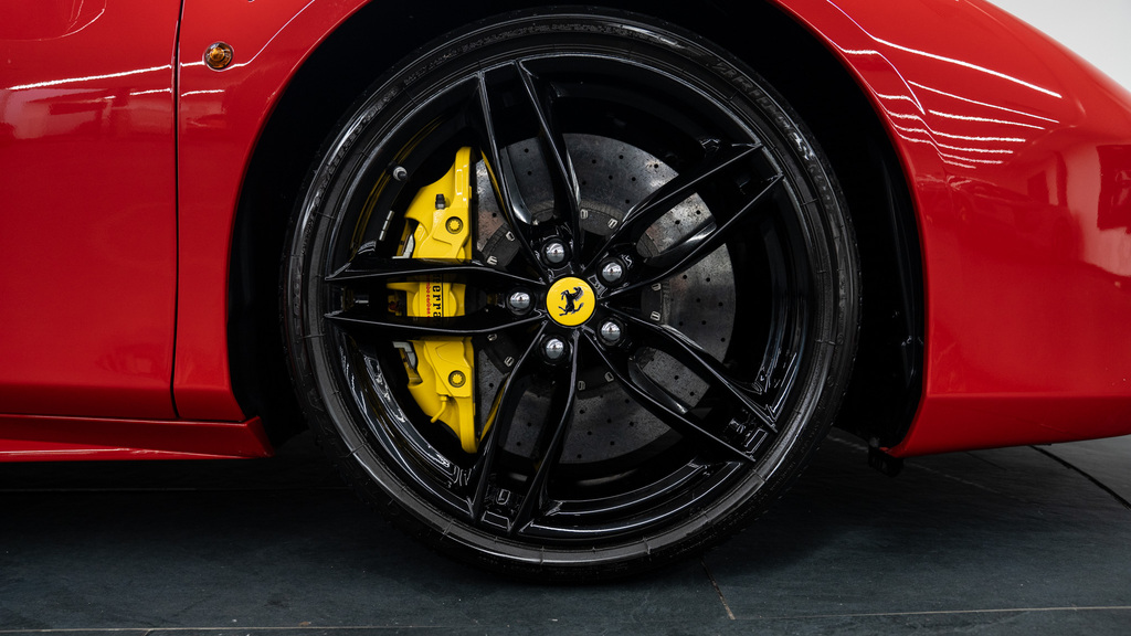 Ferrari 488 488 Pista S-a Red #20