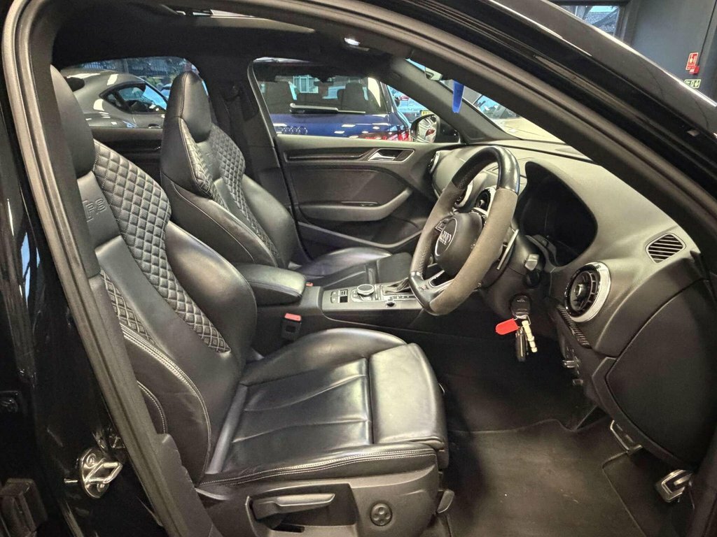 Audi RS3 Hatchback 2.5 Tfsi Audi Sport Edition 201969 Blue #21