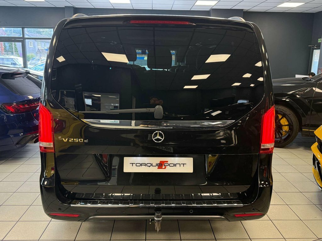 Mercedes-Benz V Class V220 D Sport Blue #7