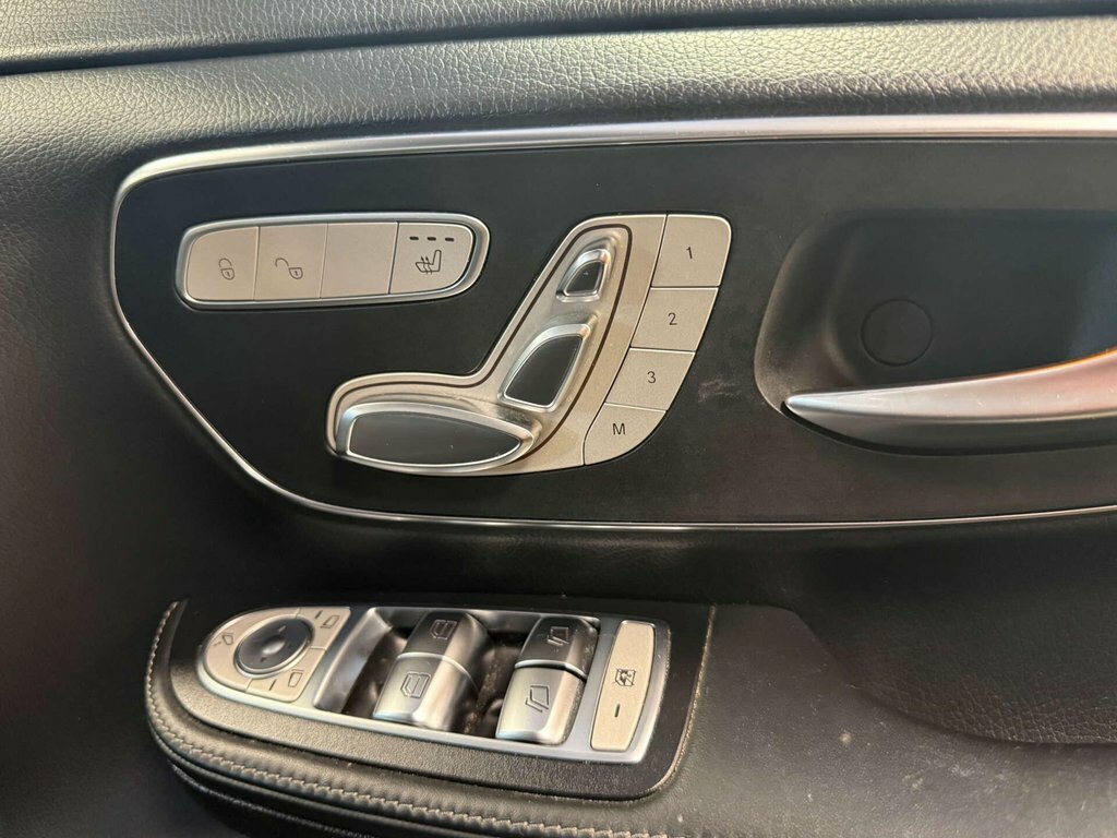 Mercedes-Benz V Class V220 D Sport Blue #32