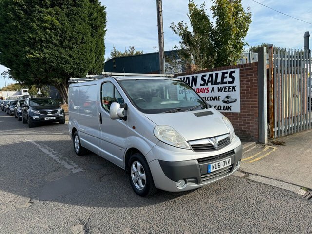 Vauxhall Vivaro 2011 2.0 Cdti Sportive Panel Van Silver