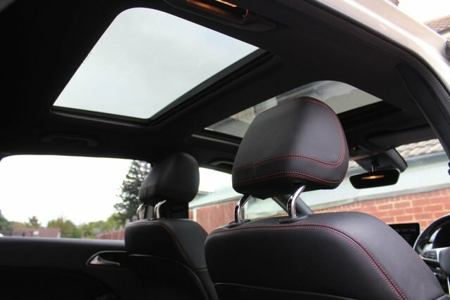 Mercedes-Benz B Class 1.6 B180 Amg Line 7G-dct Black #22