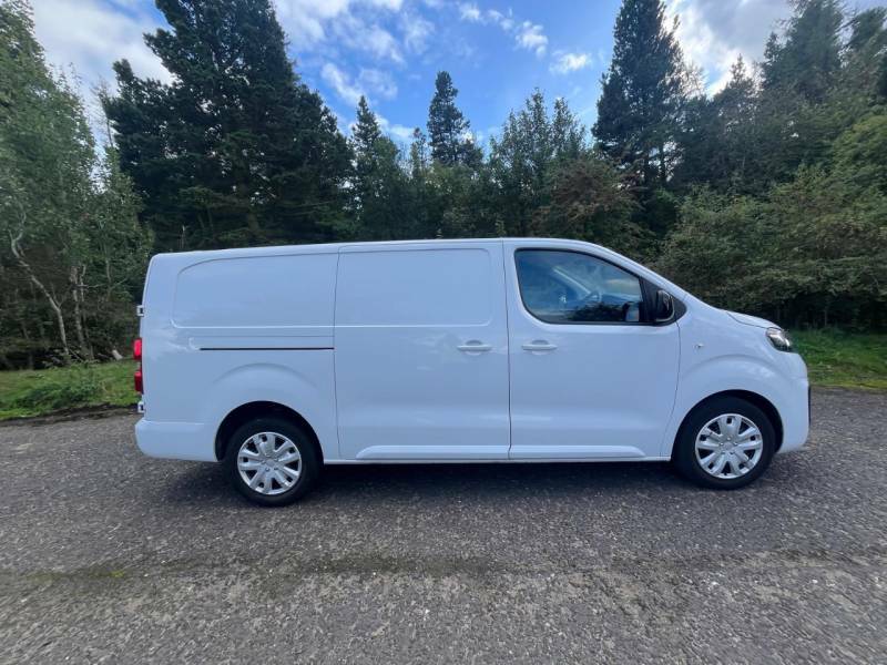 Vauxhall Vivaro 2900 1.5D 100Ps Pro H1 Van White #2