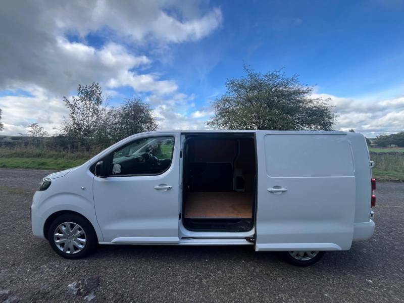Vauxhall Vivaro 2900 1.5D 100Ps Pro H1 Van White #4