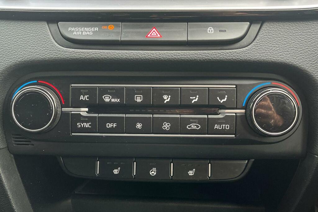 Kia Ceed 1.5T Gdi Isg 138 Gt-line Dct Blue #25