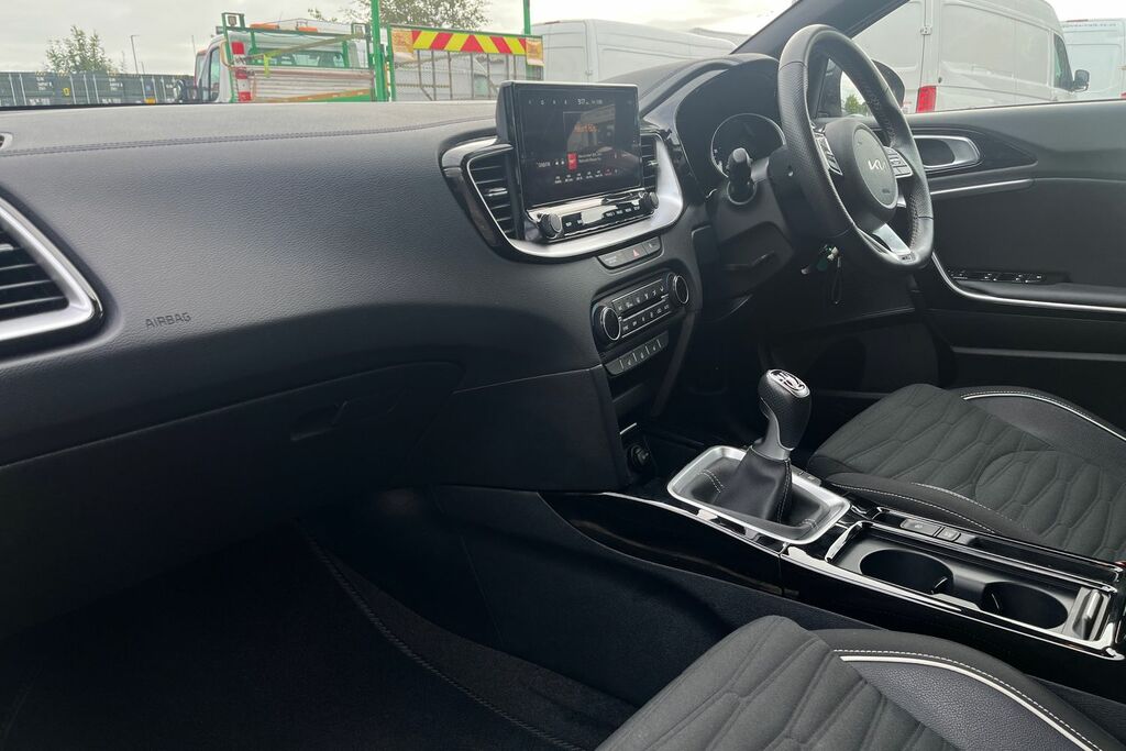 Kia Ceed 1.5T Gdi Isg 138 Gt-line Dct Blue #18