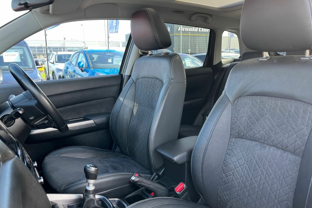 Suzuki Vitara 1.4 Boosterjet Sz5 Allgrip Yellow #17