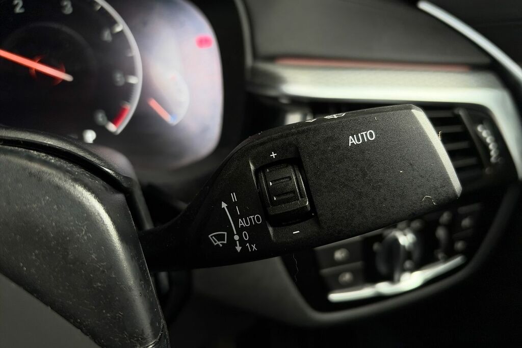 BMW 5 Series 530D M Sport Black #15
