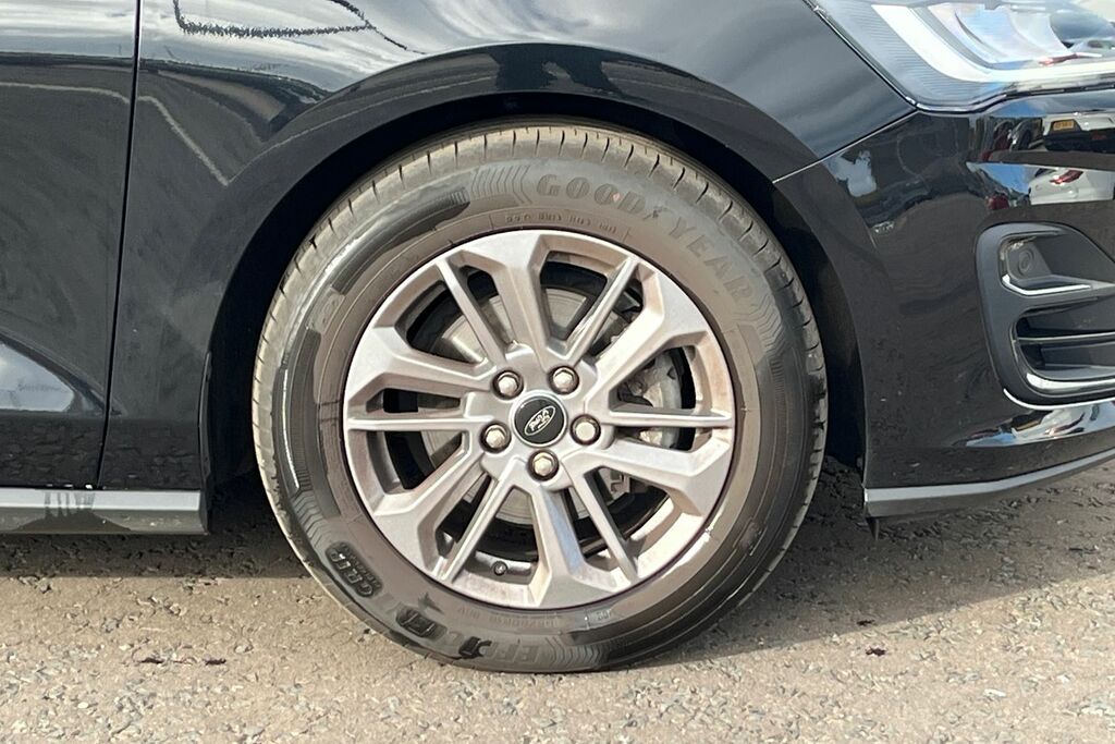 Ford Focus 1.0 Ecoboost Hybrid Mhev Titanium Black #4