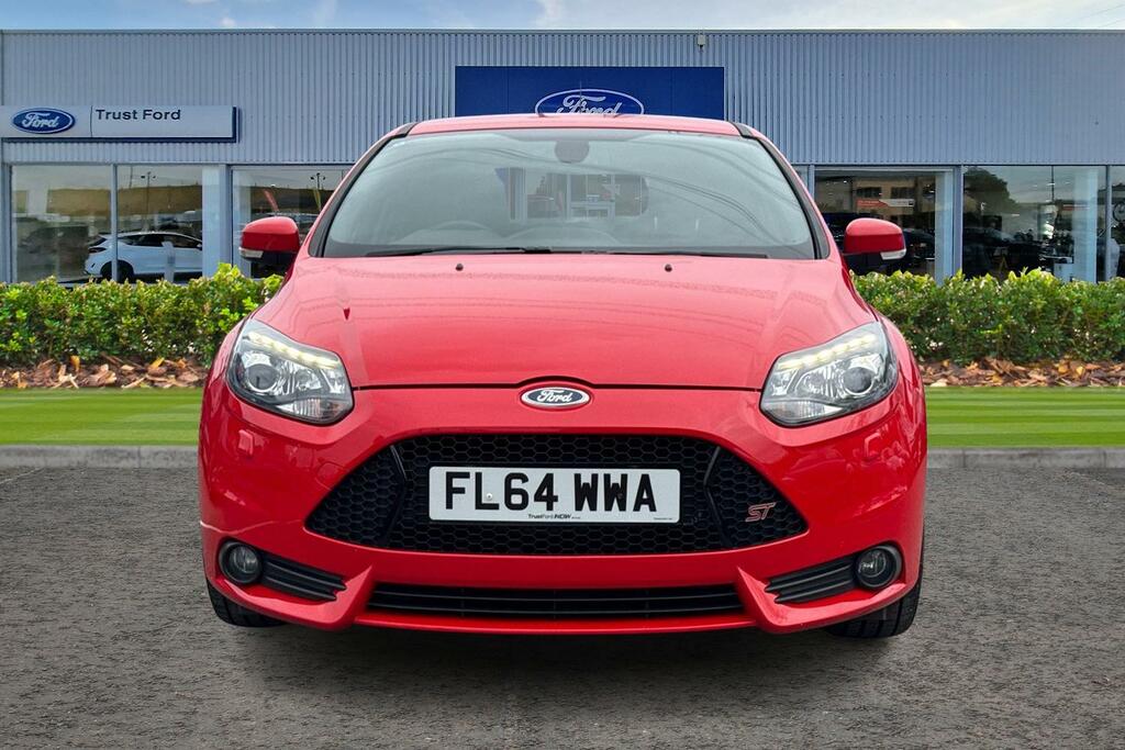 Ford Focus 2.0T St-3 5Dr- With Reversing Camera Red #6