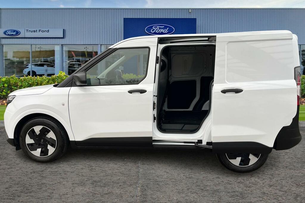Ford Transit Courier Trend 43Kwh 136Ps White #5