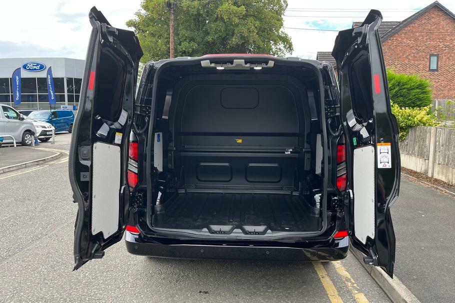 Ford Transit Custom 320 L1 Fwd 2.0 Ecoblue 136Ps H1 Double Cab Van Lim Black #6