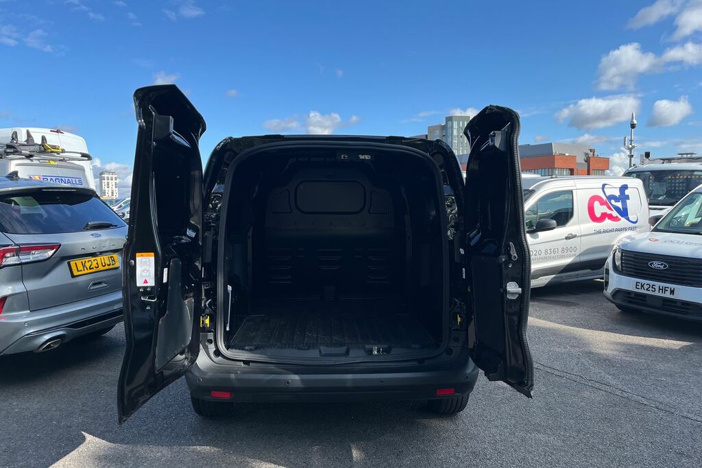 Ford Transit Courier Trend 43Kwh 136Ps Black #6