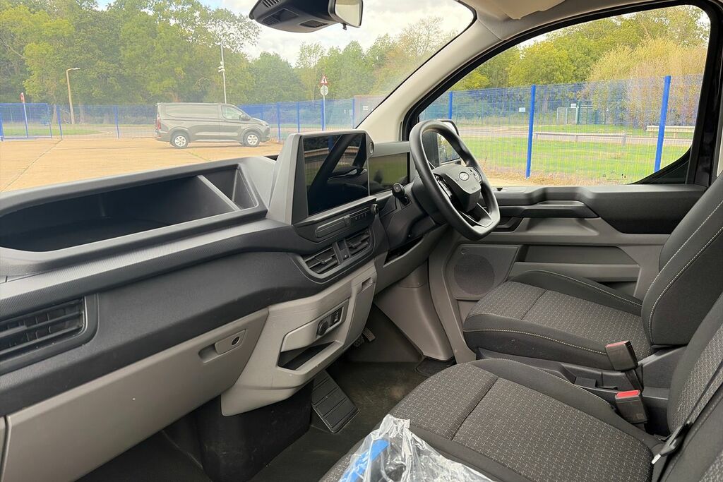 Ford Transit Custom 340 Trend L2 Lwb 9 Seat Kombi Fwd 2.5 Phev 23 Black #3