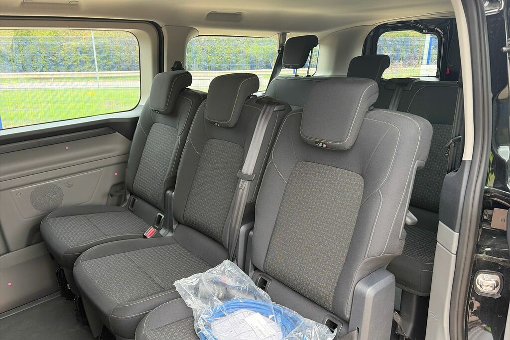 Ford Transit Custom 340 Trend L2 Lwb 9 Seat Kombi Fwd 2.5 Phev 23 Black #4