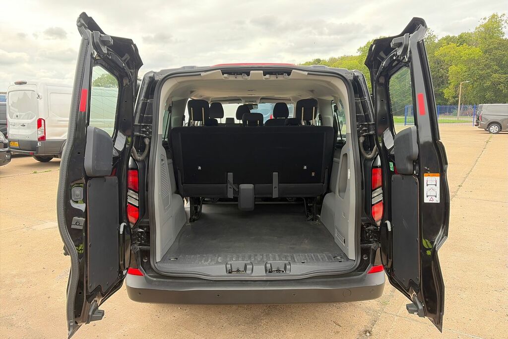 Ford Transit Custom 340 Trend L2 Lwb 9 Seat Kombi Fwd 2.5 Phev 23 Black #6