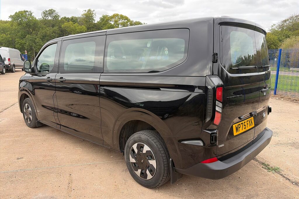 Ford Transit Custom 340 Trend L2 Lwb 9 Seat Kombi Fwd 2.5 Phev 23 Black #2