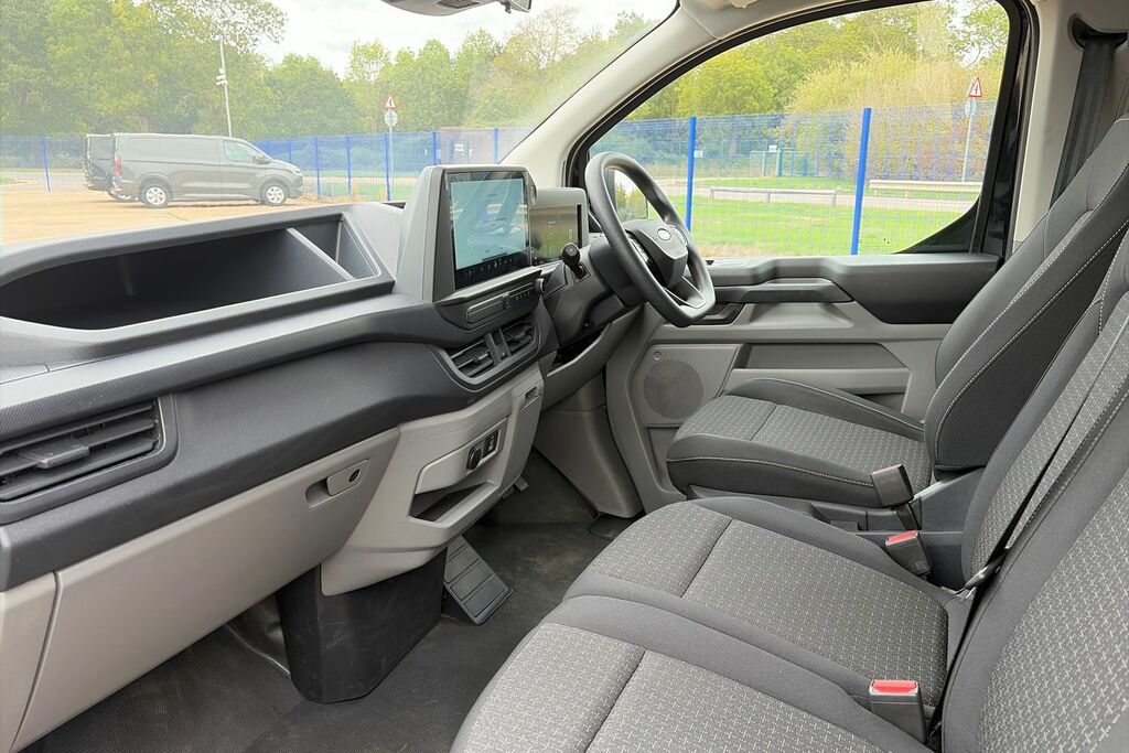 Ford Transit Custom 340 Trend L2 Lwb 9 Seat Kombi Fwd 2.5 Phev 23 Black #3