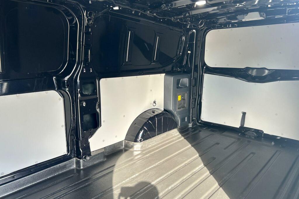 Ford Transit Custom 320 L2 Fwd 2.5 Phev 232Ps H1 Limited Black #4