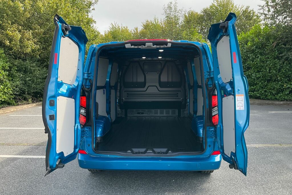 Ford Transit Custom 320 Limited L2 Lwb 2.0 Ecoblue 136Ps Low Roof Blue #6