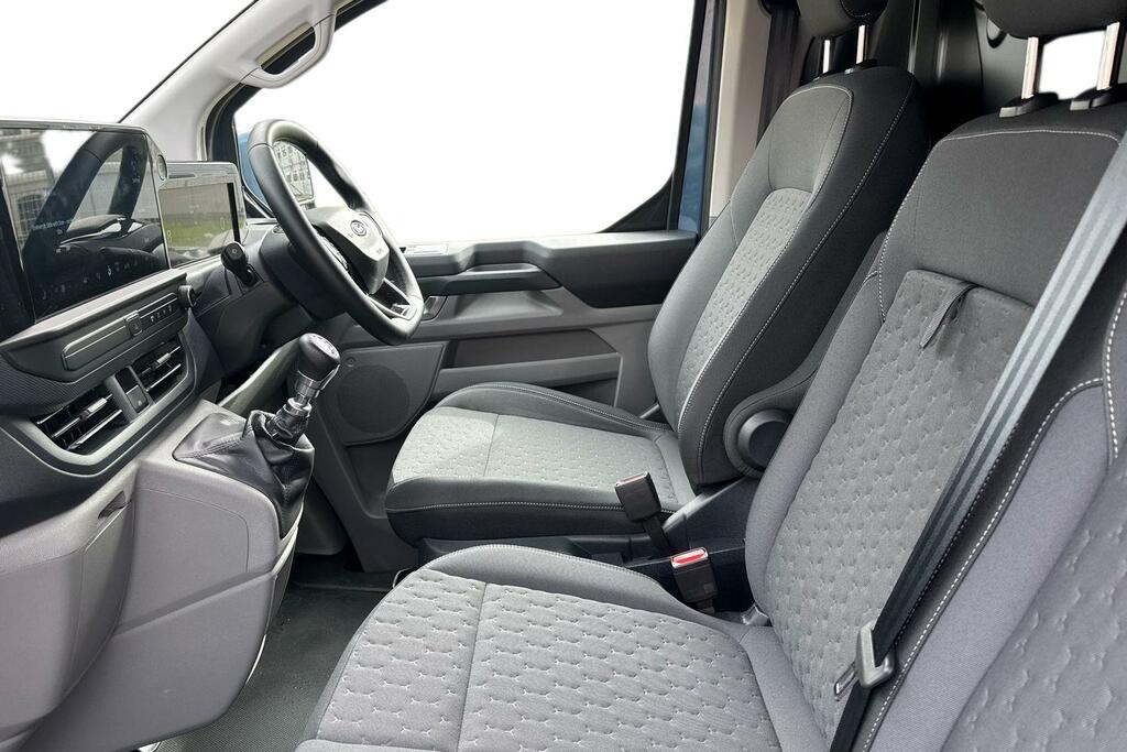 Ford Transit Custom 320 Limited L1 Swb Fwd 2.0 Ecoblue 136Ps Low Roof Blue #4