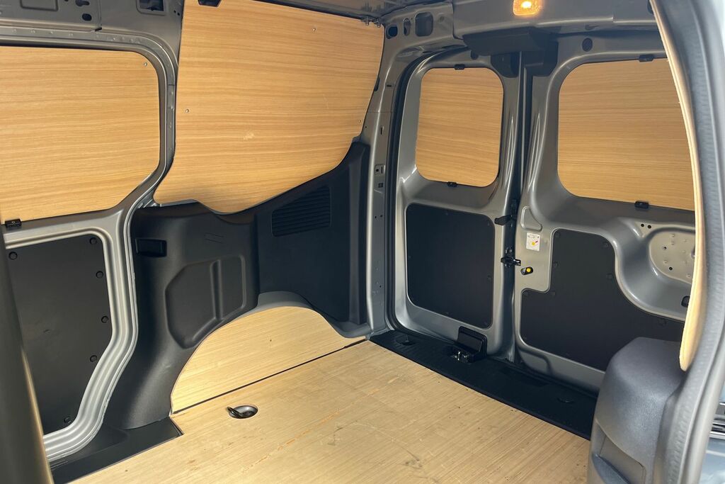 Ford Transit Courier Limited 1.5 Ecoblue Silver #4