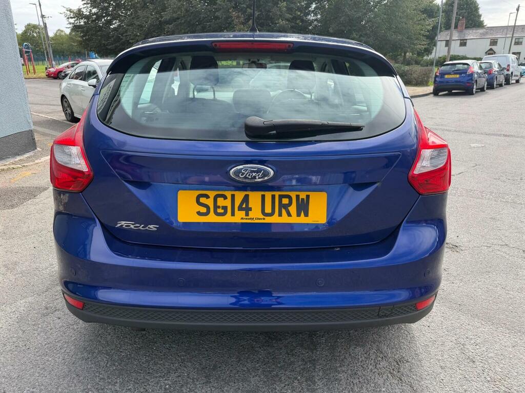 Ford Focus Hatchback 1.6 Tdci Zetec Euro 5 Ss 201414 Blue #6