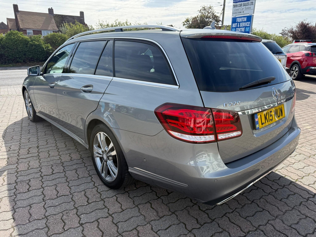Mercedes-Benz E Class Estate Silver #4