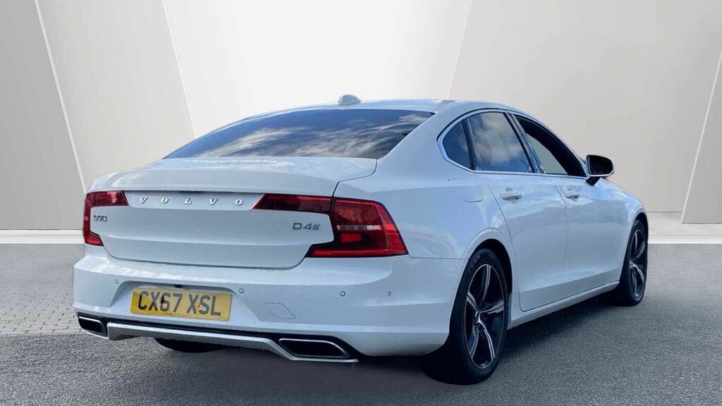 Volvo S90 D4 R-design CX67XSL White #2