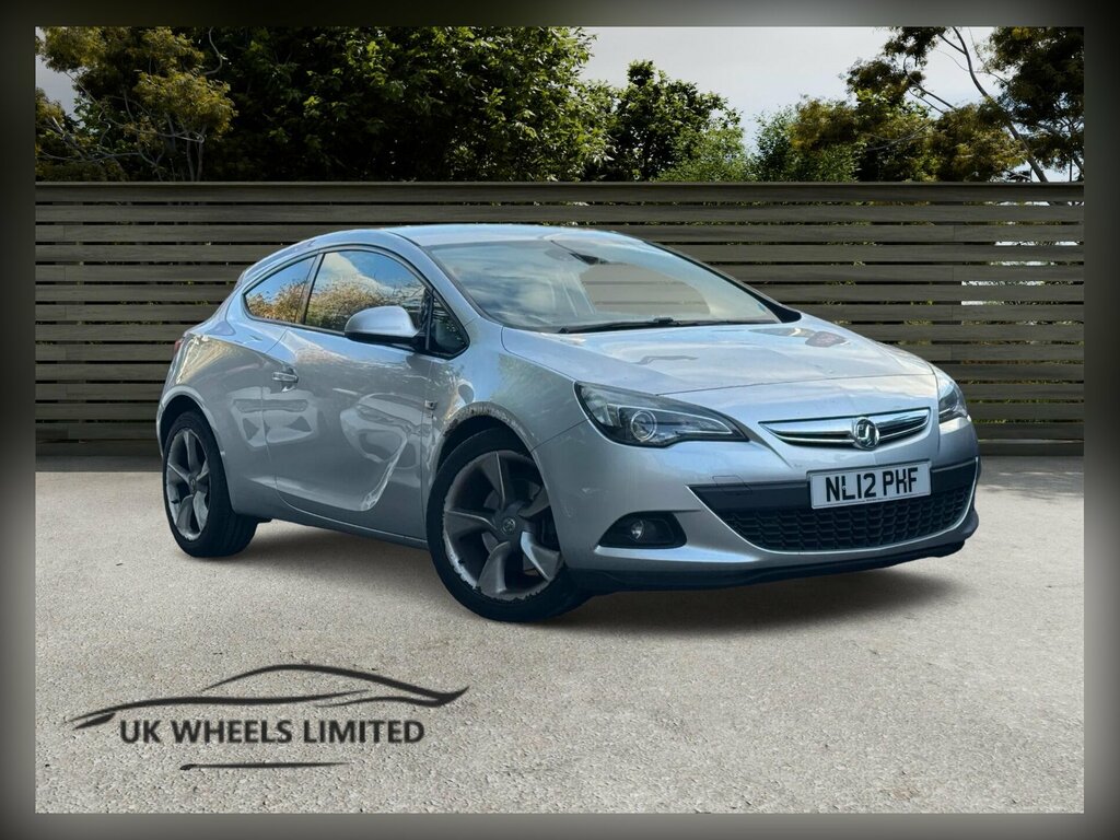 Vauxhall Astra 1.3 Cdti Ecoflex Exclusiv Euro 5 Ss White #1
