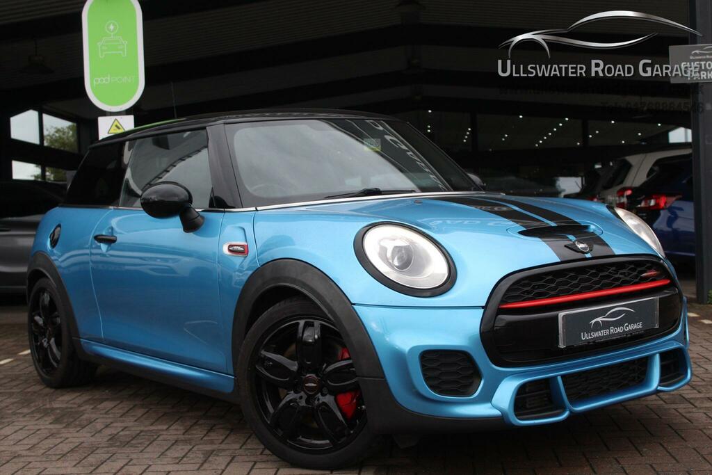 Mini Hatch John Cooper Works Blue