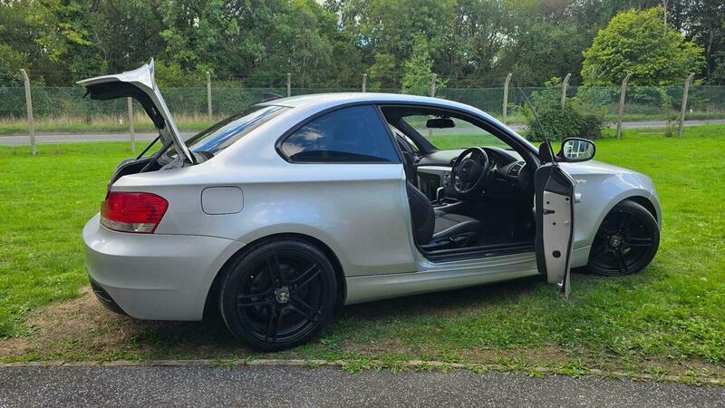 BMW 1 Series 2L Sport Silver #23