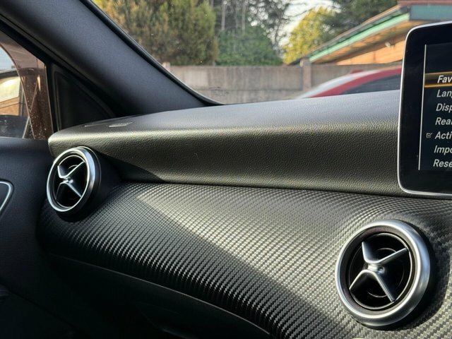 Mercedes-Benz A Class A180 Amg Line Premium Black #31