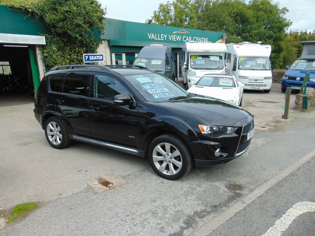 Mitsubishi Outlander 2.2 Di-d Gx3 Suv 4Wd Euro 5 174 Black