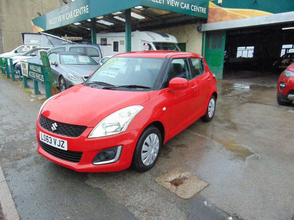 Suzuki Swift 1.2 Sz2 Hatchback Euro 5 94 Ps Red