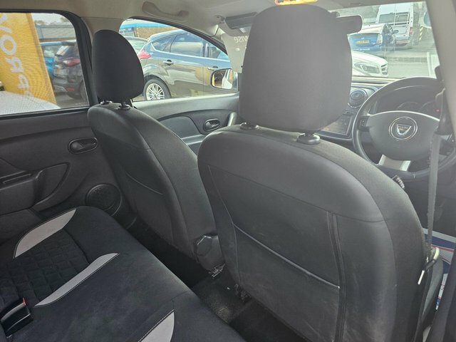 Dacia Sandero Stepway 1.5 Dci Laureate Hatchback Euro Blue #9