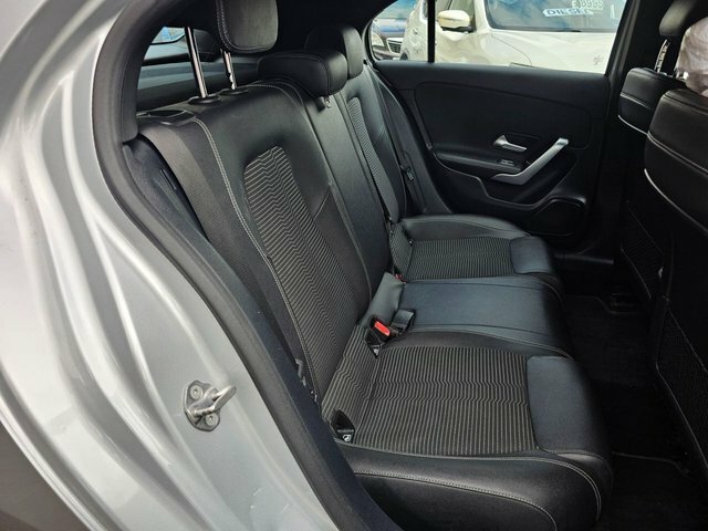Mercedes-Benz A Class 1.5 A180d Sport Executive Hatchback 7 Silver #6