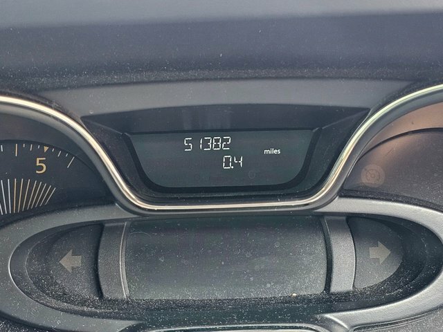 Renault Captur 1.5 Dci 90 Signature Energy Red #36