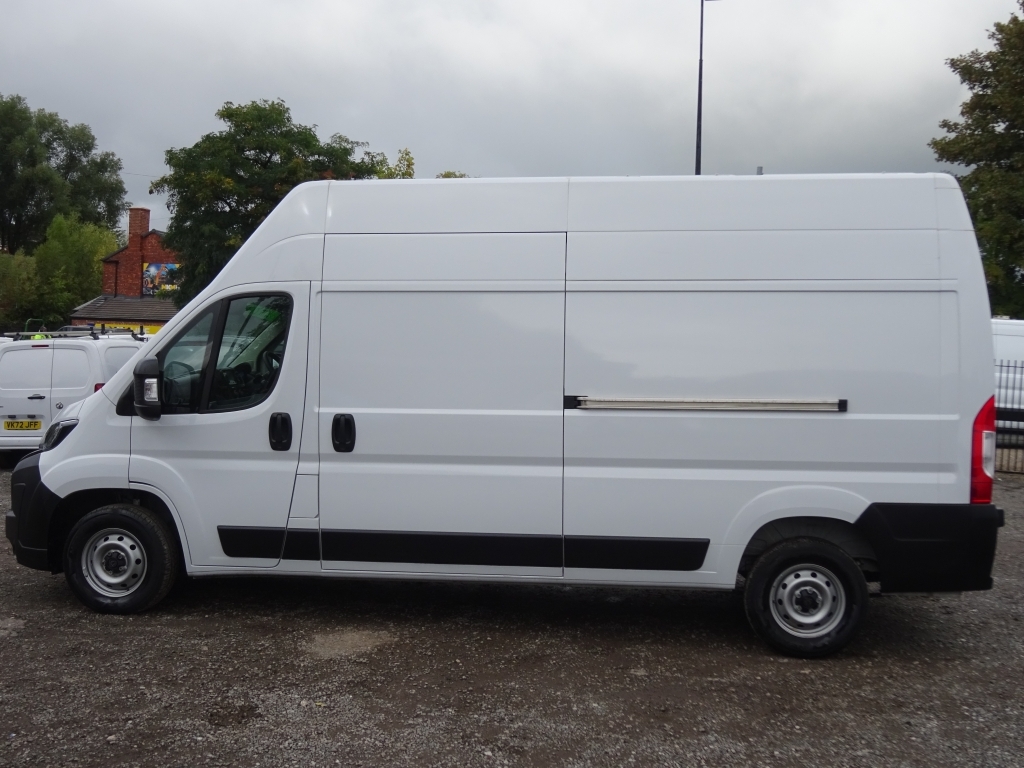 Peugeot Boxer Professional 35 L3 White #4