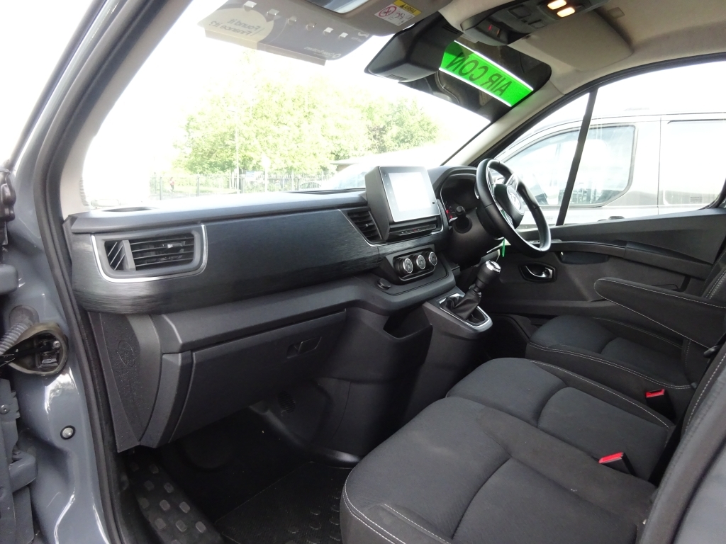 Nissan Primastar 2.0 Dci 150Ps H1 Tekna Van Grey #10