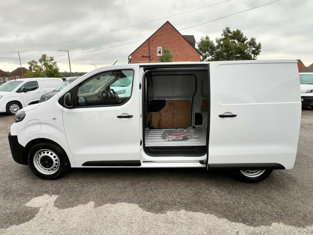Peugeot E-Expert E 1000 Professional Premium 136Ps With Heated Se White #4