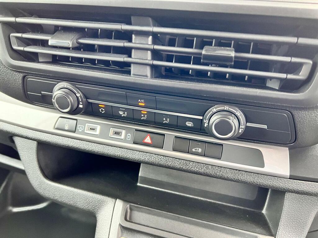 Peugeot E-Expert E 1000 Professional Premium 136Ps With Heated Se White #34
