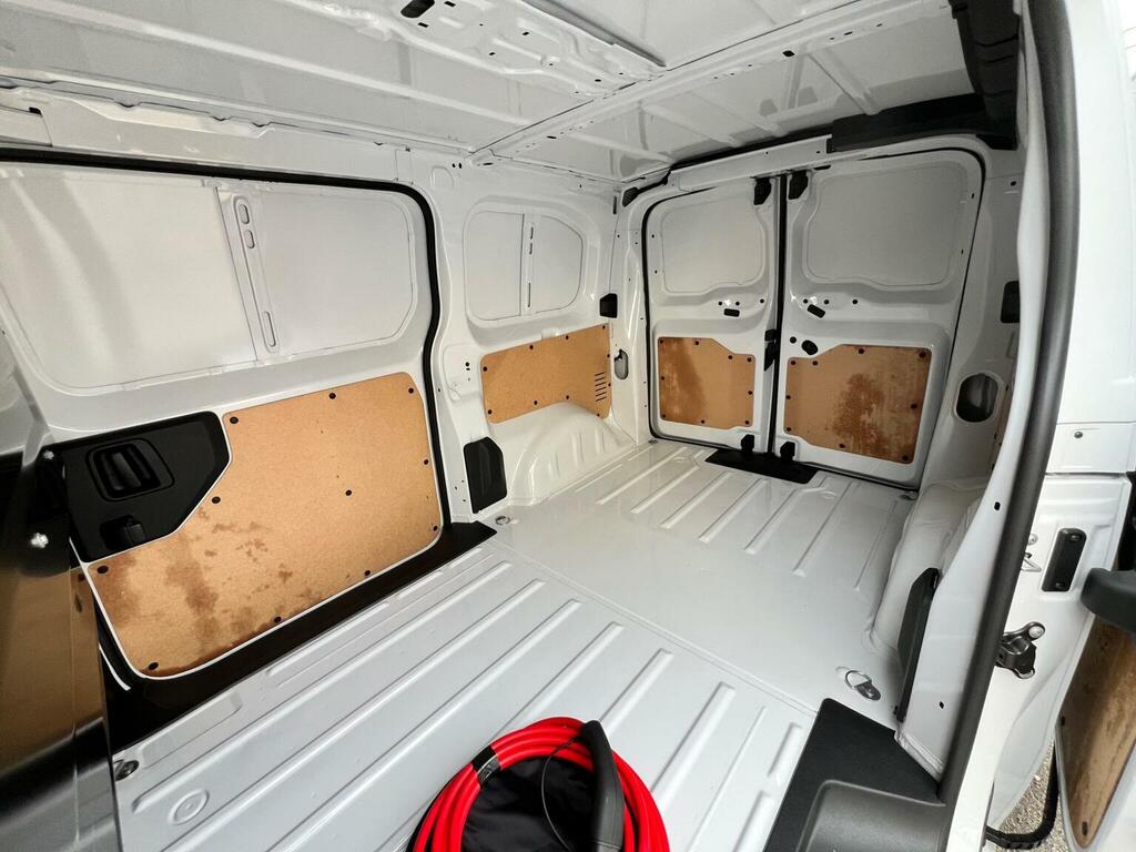 Peugeot E-Expert Panel Van E 1000 75Kwh Professional Premium Stan White #5