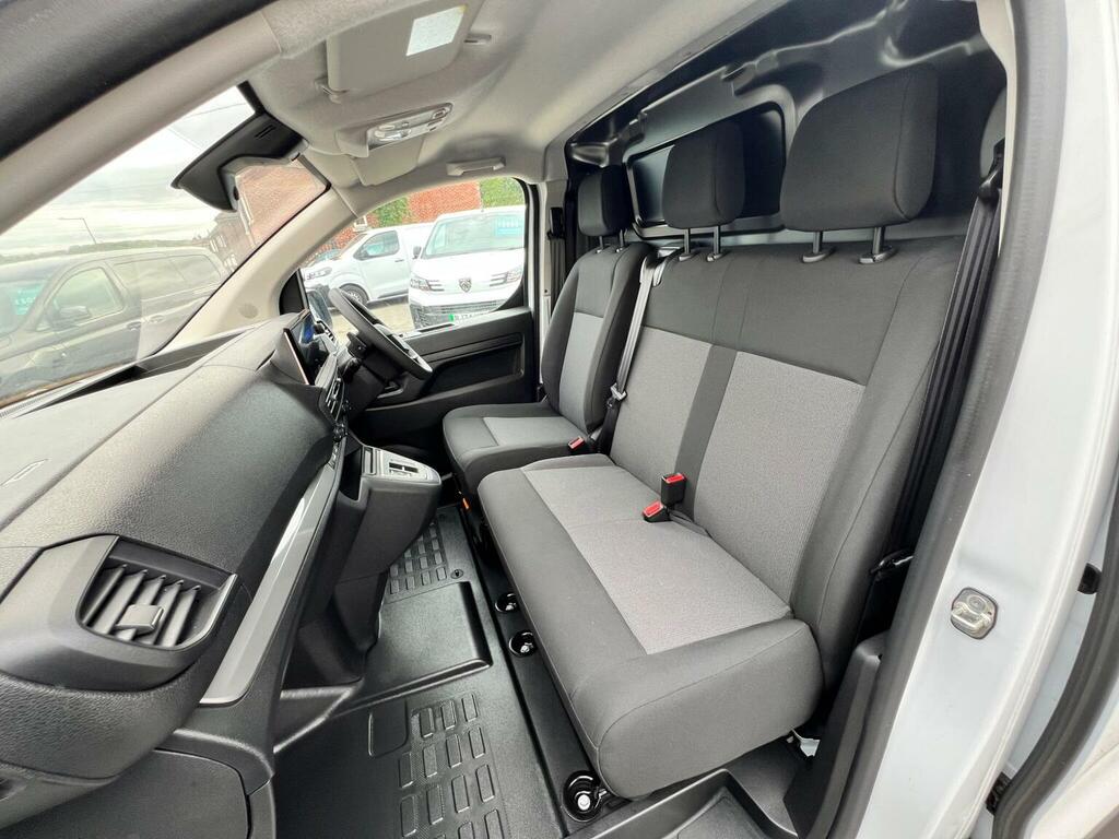 Peugeot E-Expert E 1000 75Kwh Professional Premiu... White #19