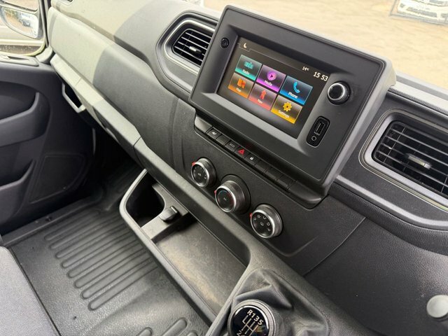 Nissan InterStar Dci 35 Tekna Panel White #4
