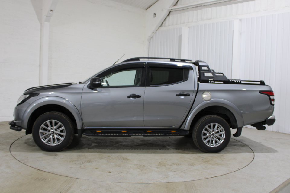 Mitsubishi L200 Barbarian Di-d  #6